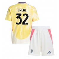 Maglia Calcio Juventus Juan Cabal #32 Seconda Divisa Bambino 2024-25 Manica Corta (+ pantaloncini)